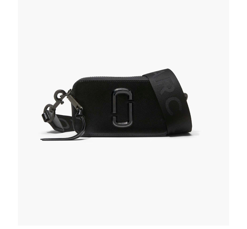 BLACK SNAPSHOT!